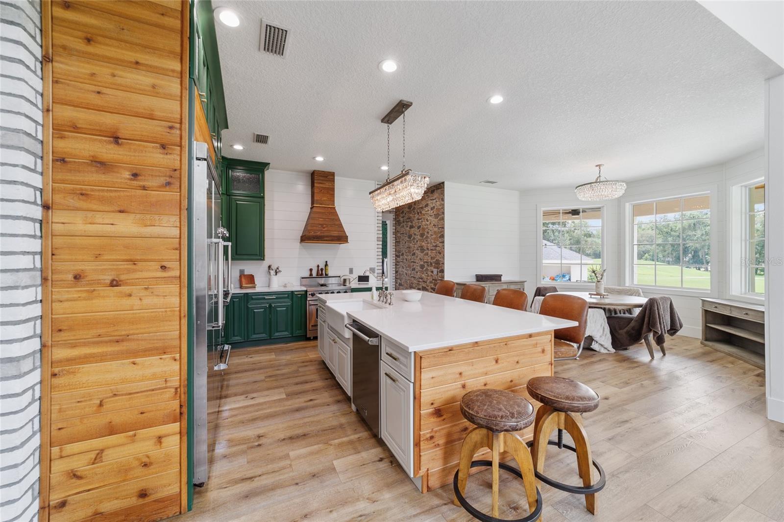 COUNTRY CLUB/OCALA UN 02 - Residential