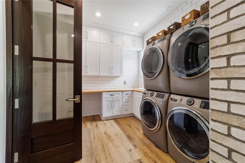 Tiny photo for 7399 SE 12th Circle, Ocala, FL 34480 (MLS # OM706161)