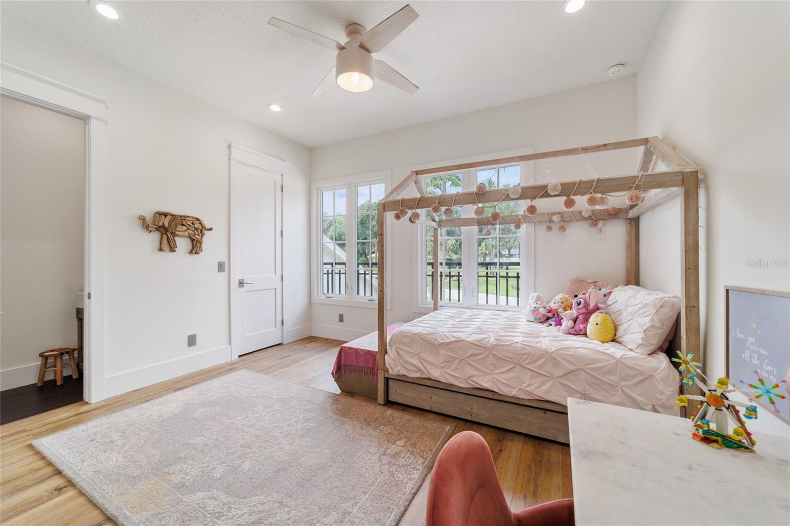 COUNTRY CLUB/OCALA UN 02 - Residential