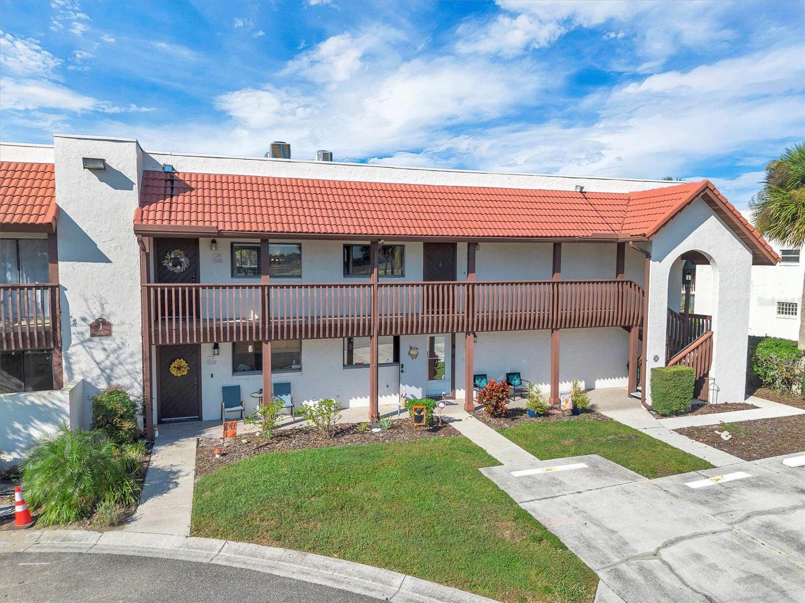 COUNTRY CLUB VILLAGE CONDO - Residential