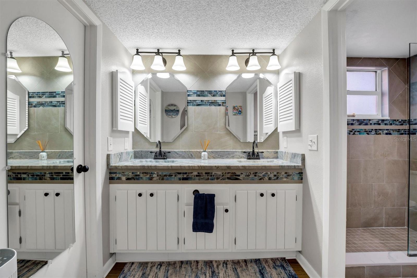 COUNTRY CLUB VILLAGE CONDO - Residential