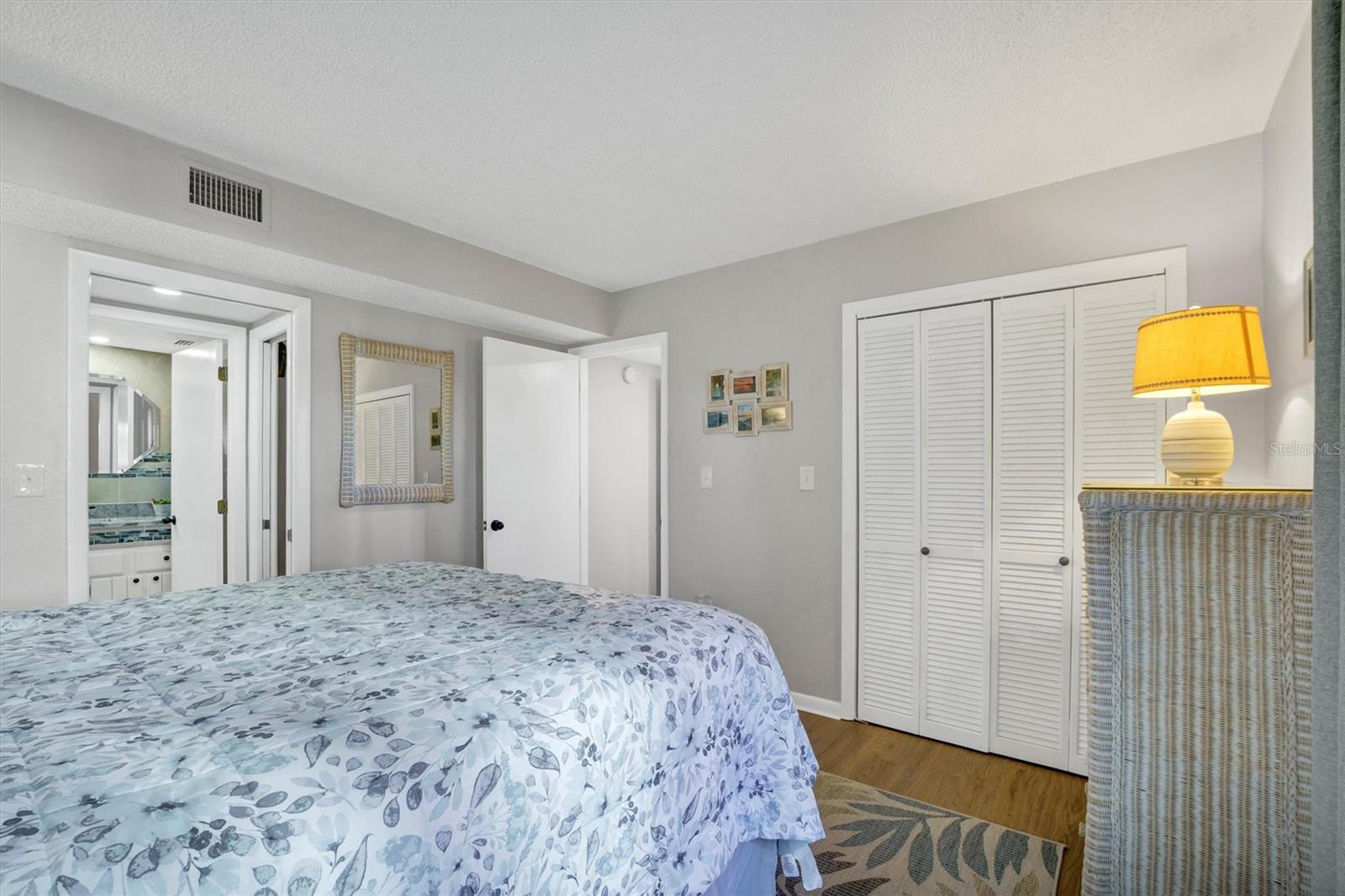 COUNTRY CLUB VILLAGE CONDO - Residential