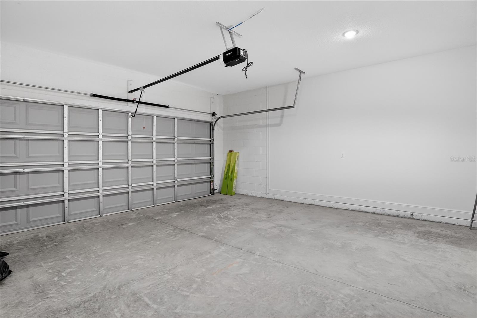 CITRUS SPGS UNIT 07 - Residential