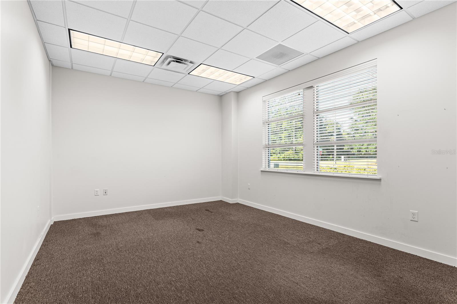 NORTHWEST BUS PARK - Commercial Lease