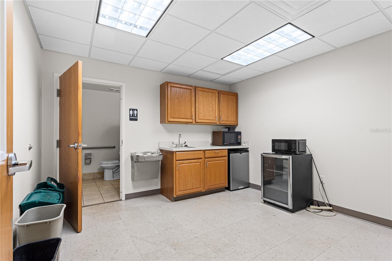 NORTHWEST BUS PARK - Commercial Lease