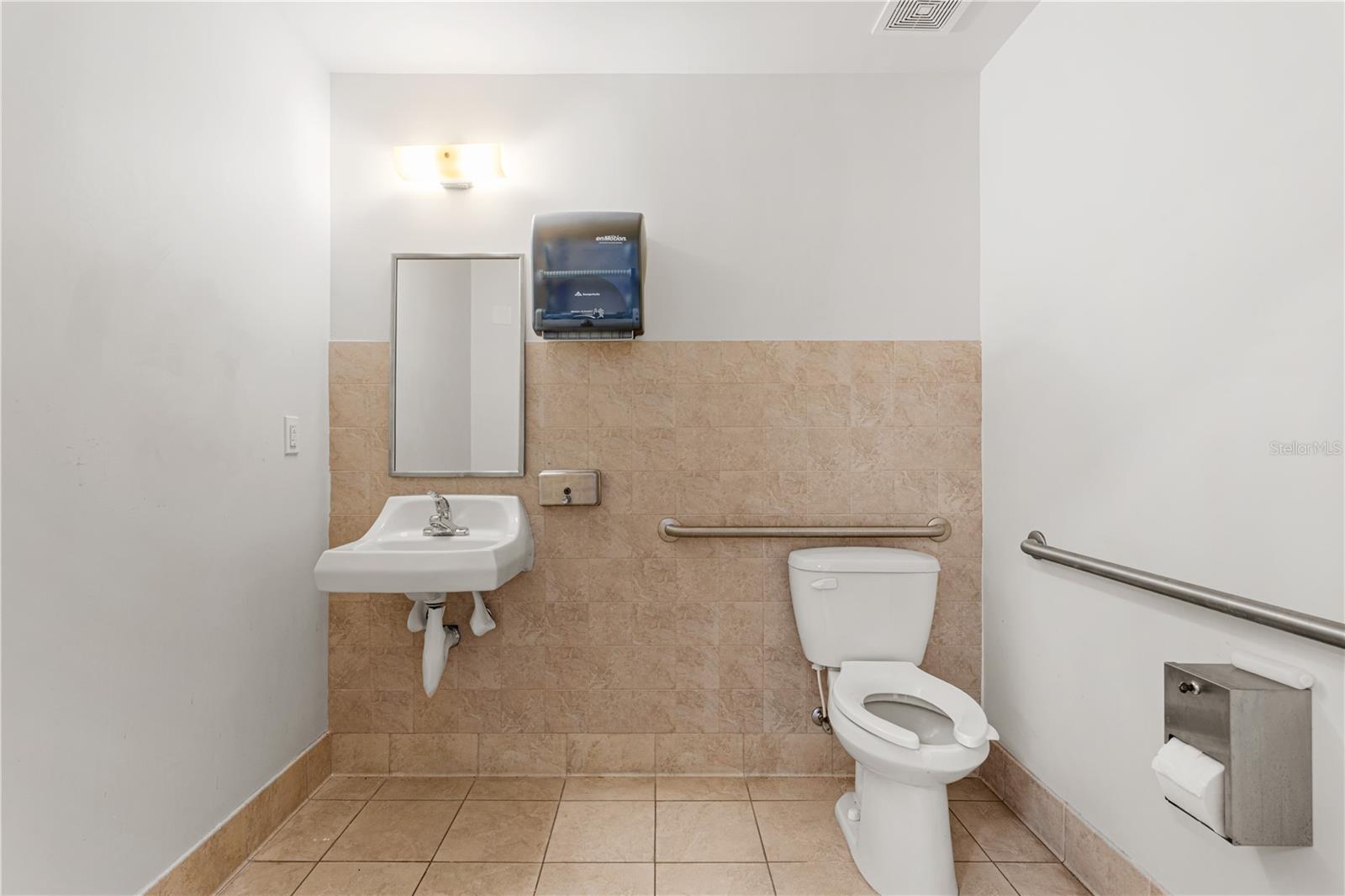 NORTHWEST BUS PARK - Commercial Lease