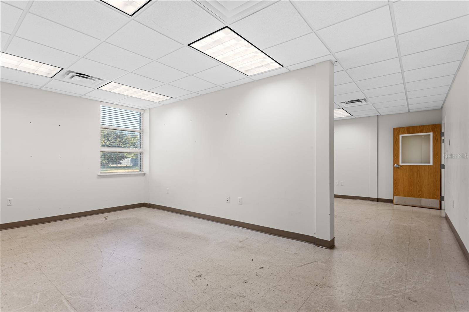 NORTHWEST BUS PARK - Commercial Lease