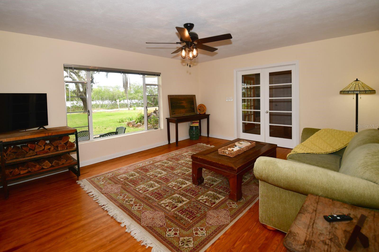 WILLOW WALK - Residential