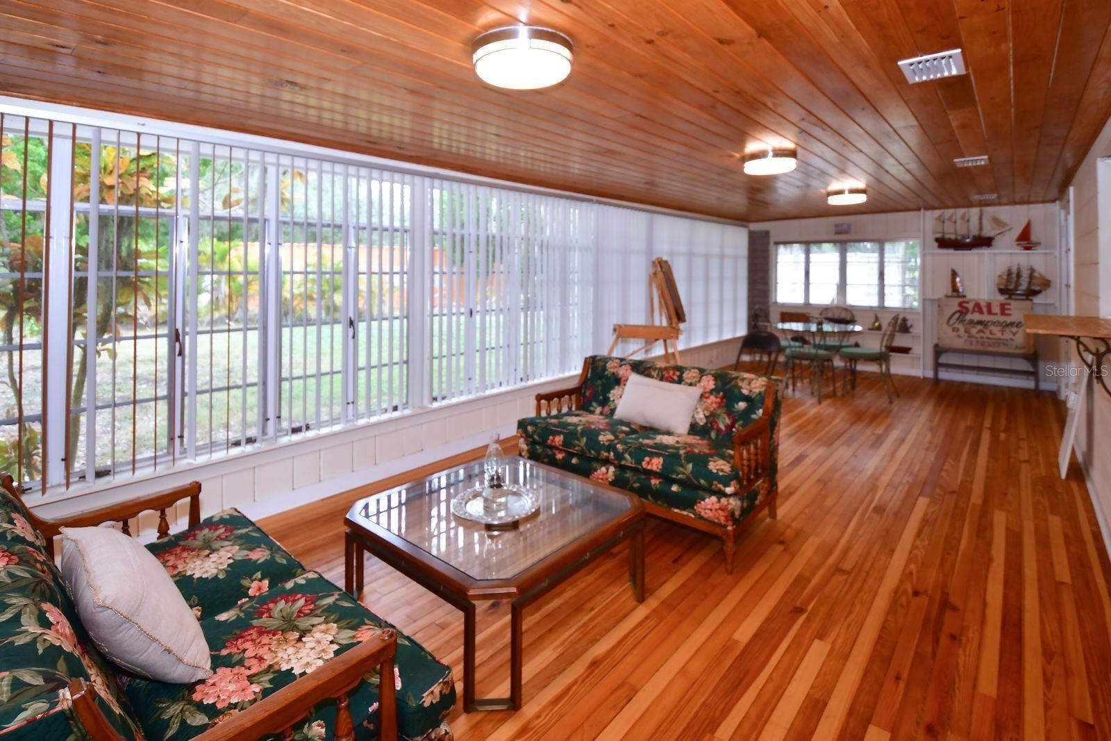 WILLOW WALK - Residential