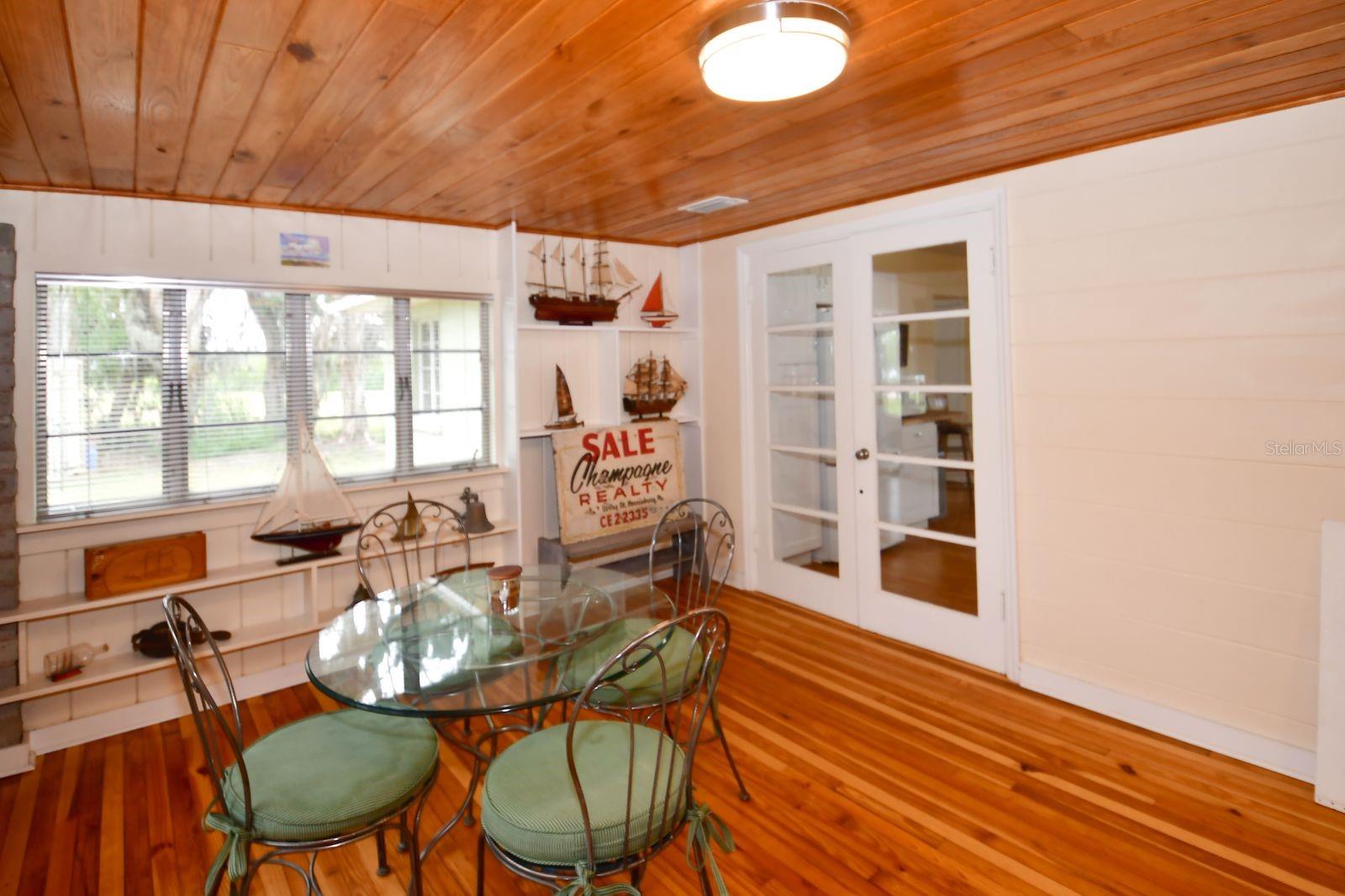 WILLOW WALK - Residential