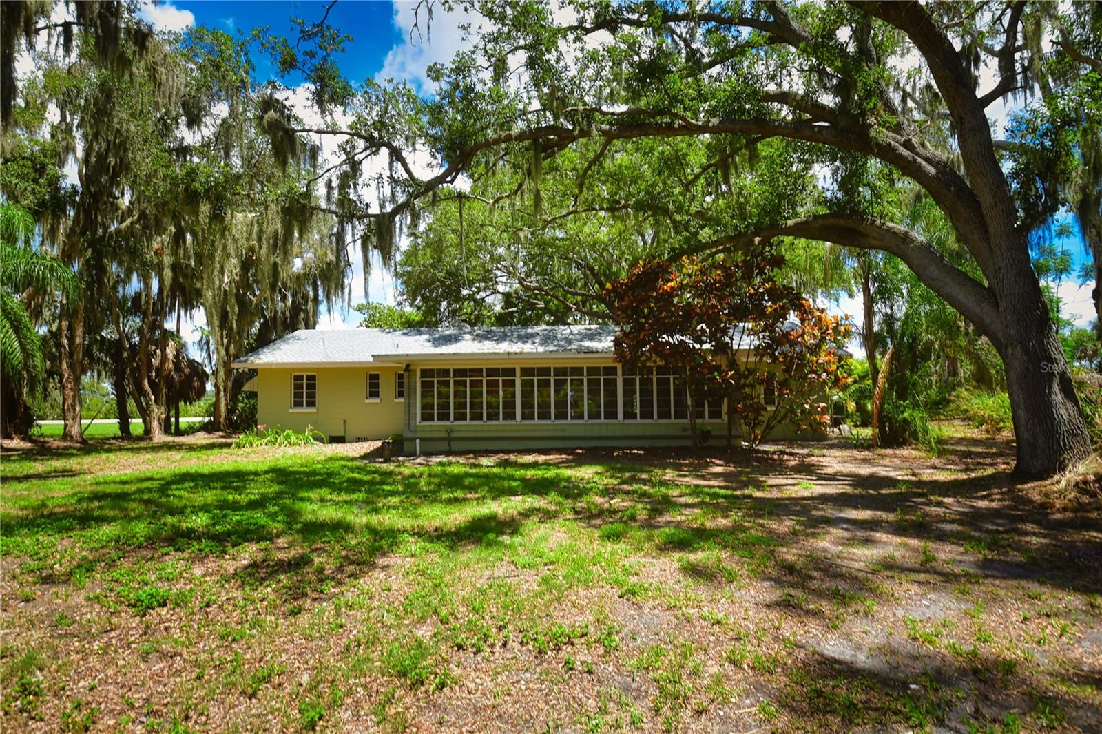 WILLOW WALK - Residential