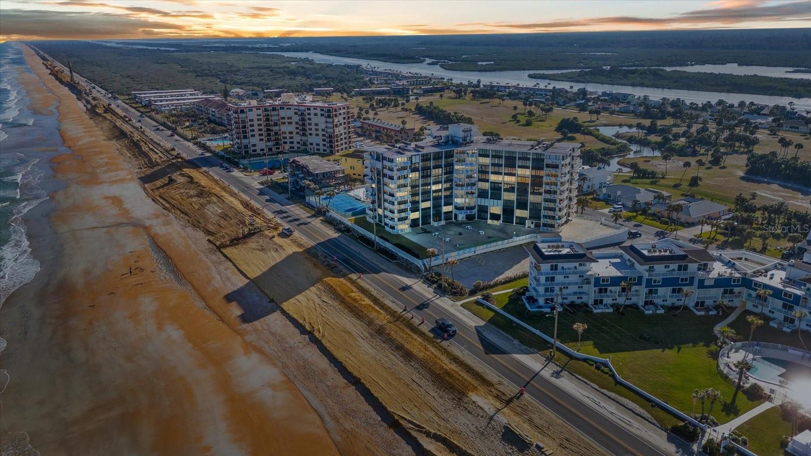 THE NAUTILUS CONDOMINIUM - Residential