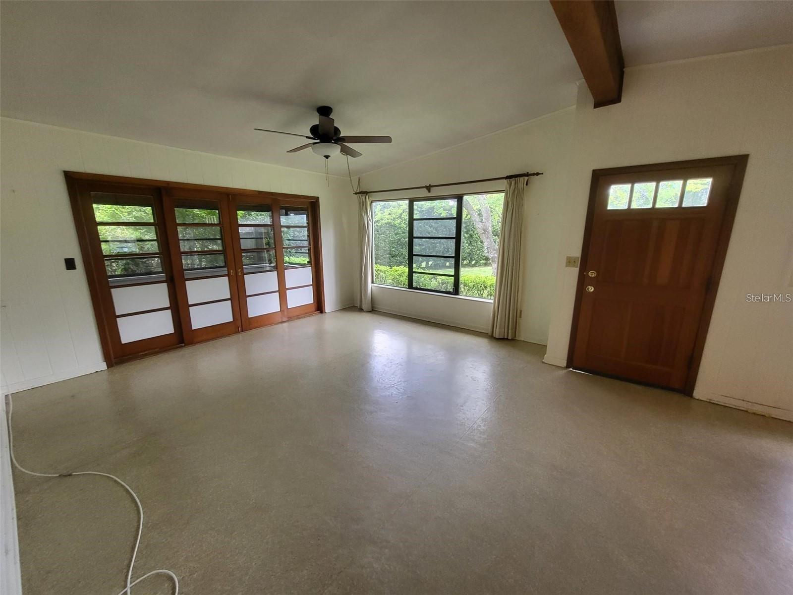 LAKEMONT HEIGHTS - Residential Lease