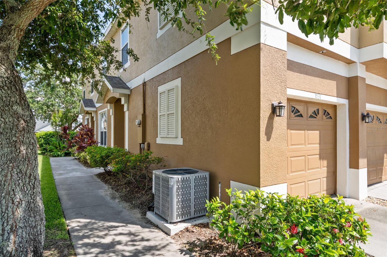 1937 ESTANCIA CIRCLE
