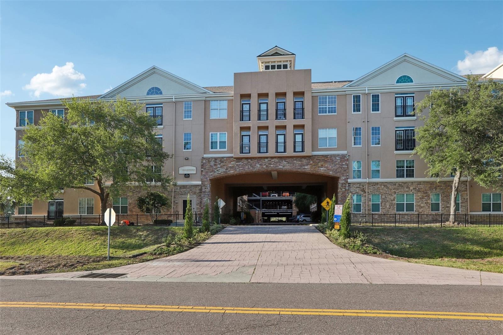 4221 W SPRUCE STREET 2309