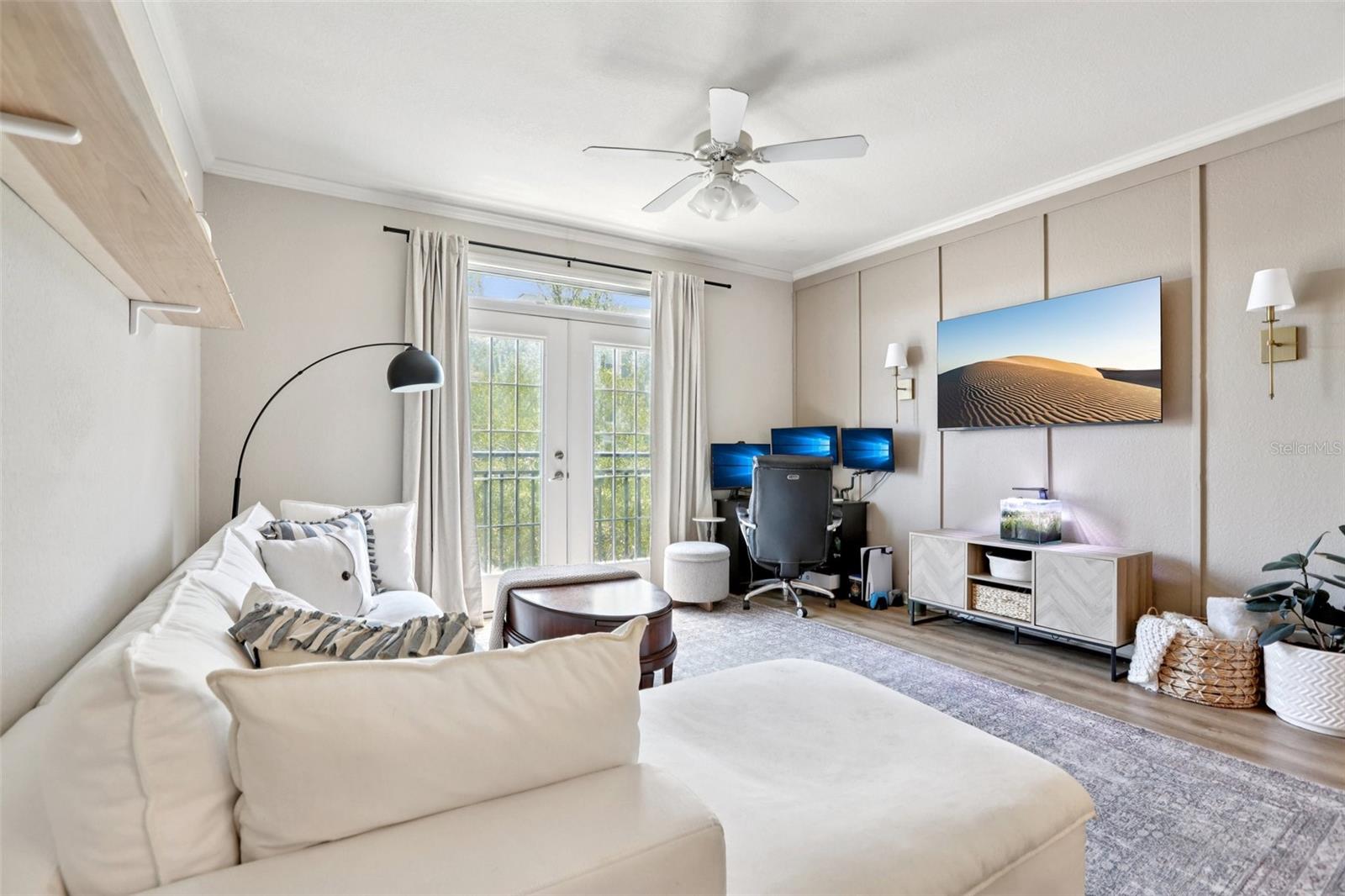 VILLA SONOMA AT INTERNATIONAL - Residential