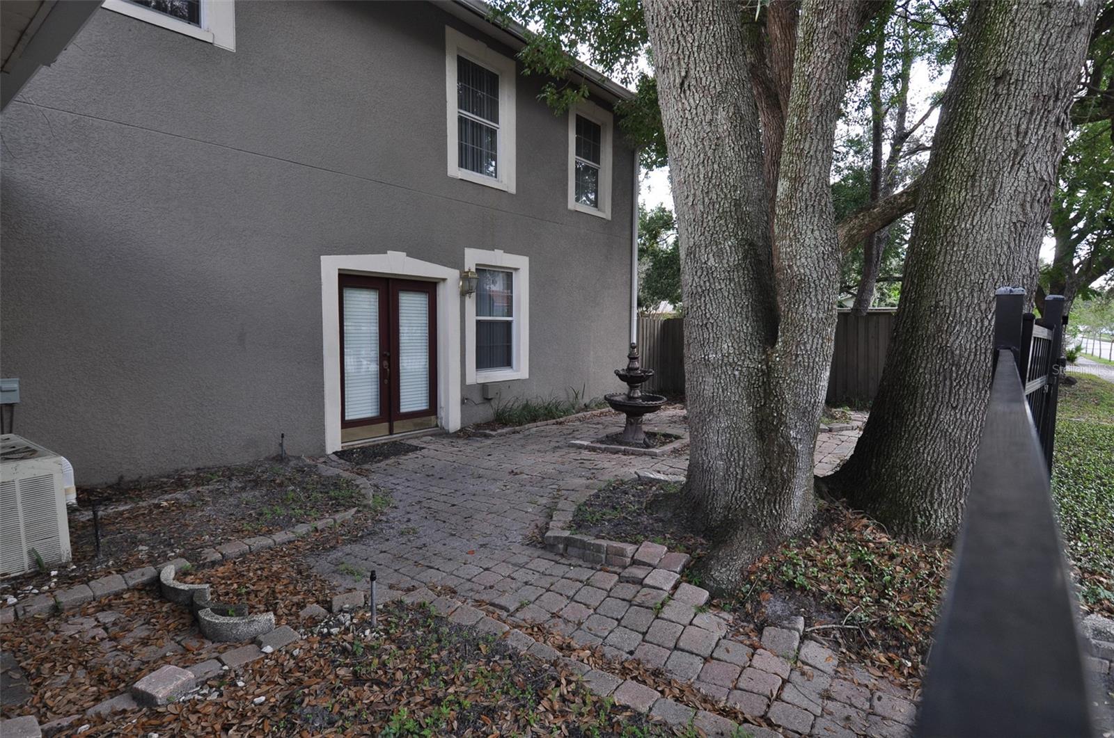 MAGNOLIA SUB - Residential Lease