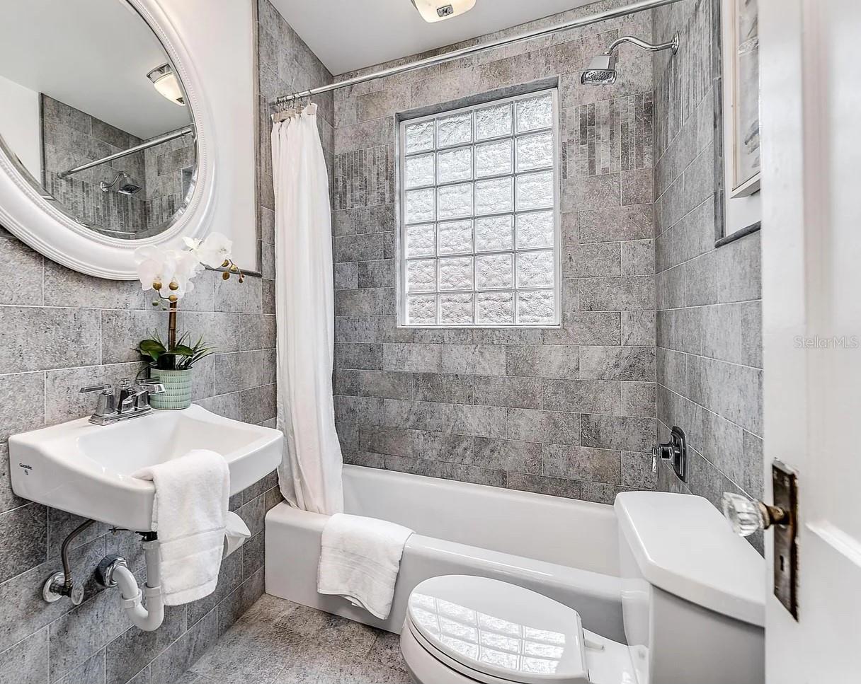 ST JOHNS HEIGHTS - Residential