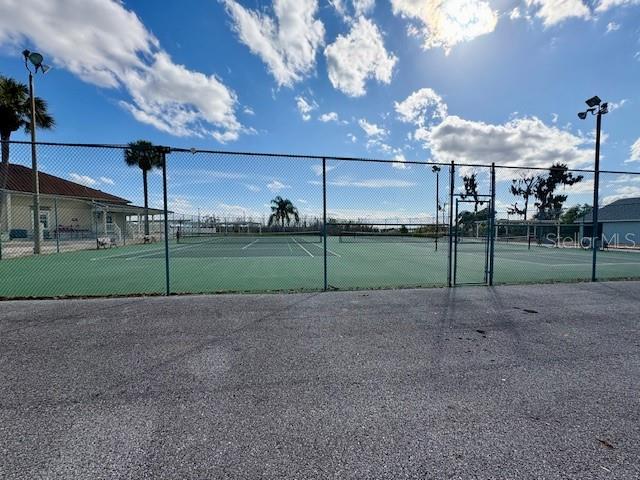SWEETWATER GOLF & TENNIS CLUB ADD 02 - Residential