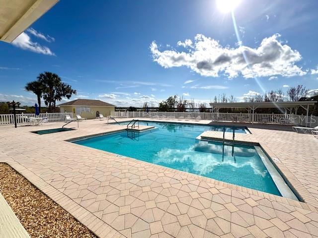 SWEETWATER GOLF & TENNIS CLUB ADD 02 - Residential