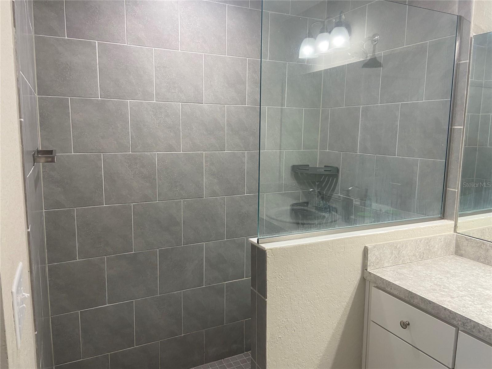 MARION OAKS - Residential