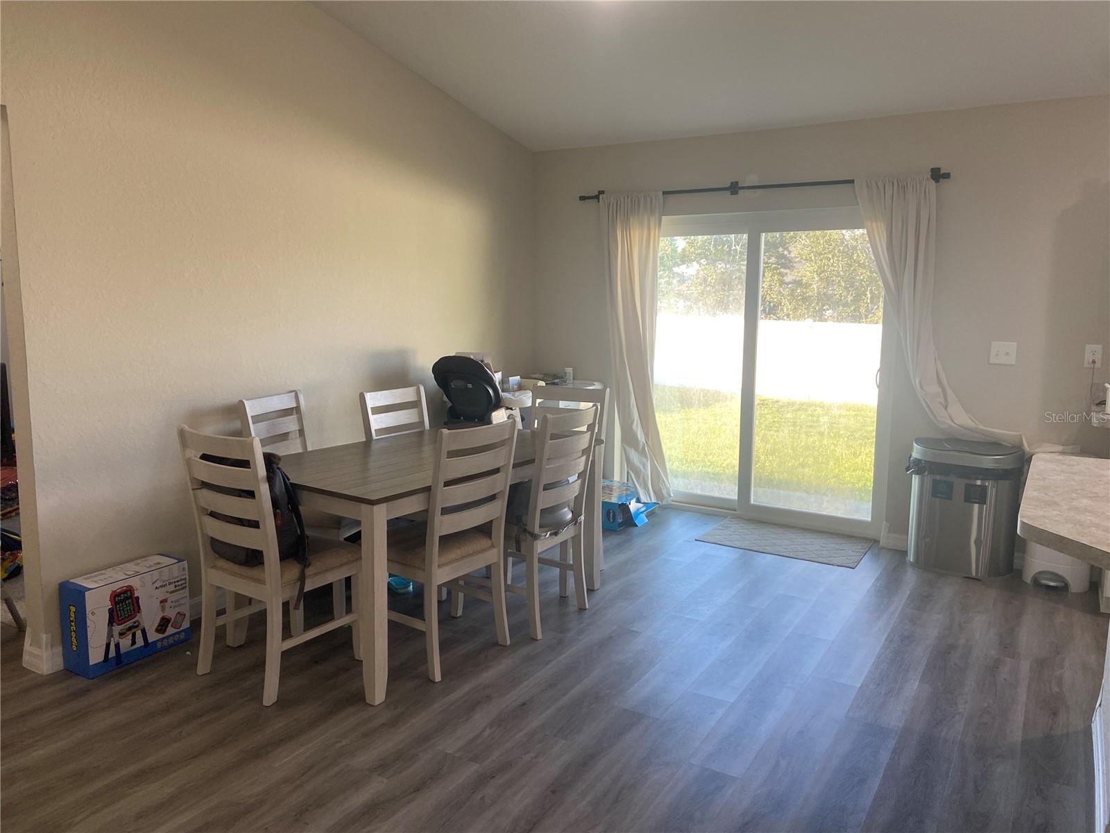 MARION OAKS - Residential