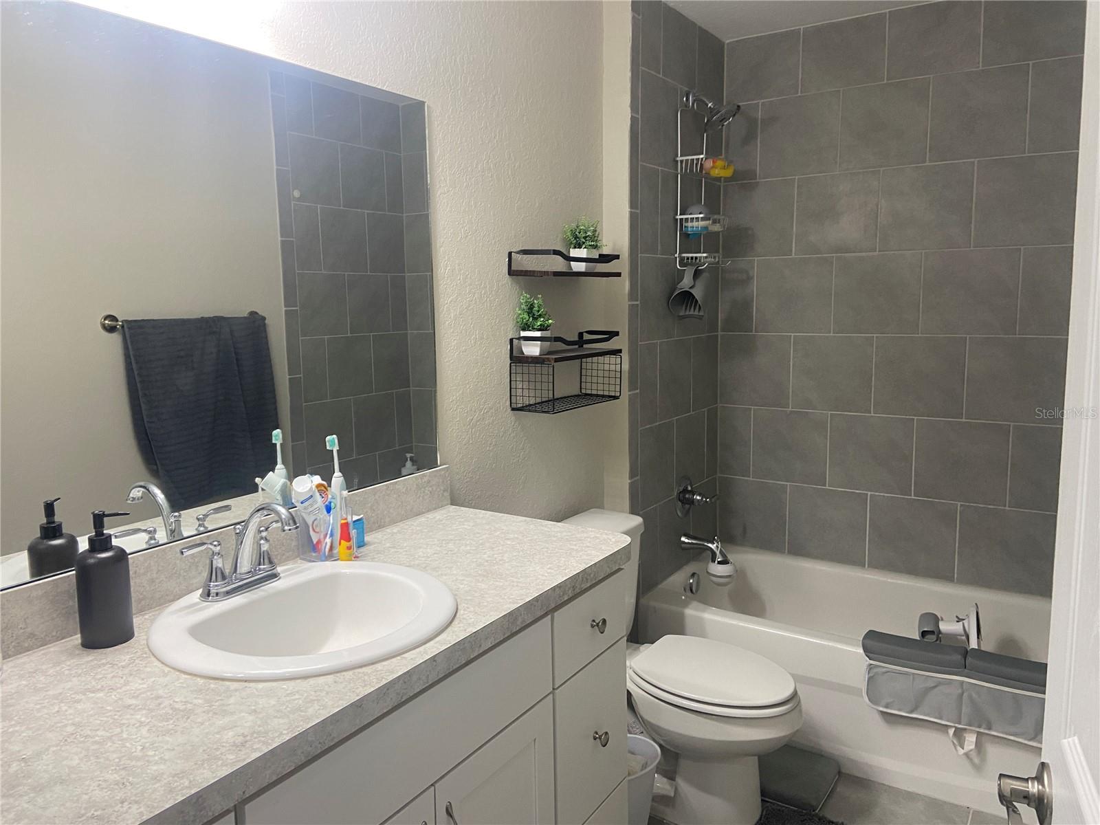 MARION OAKS - Residential