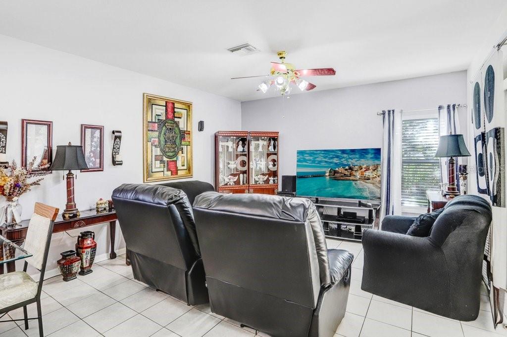 THOUSAND OAKS MULTI FAMILY - Residential