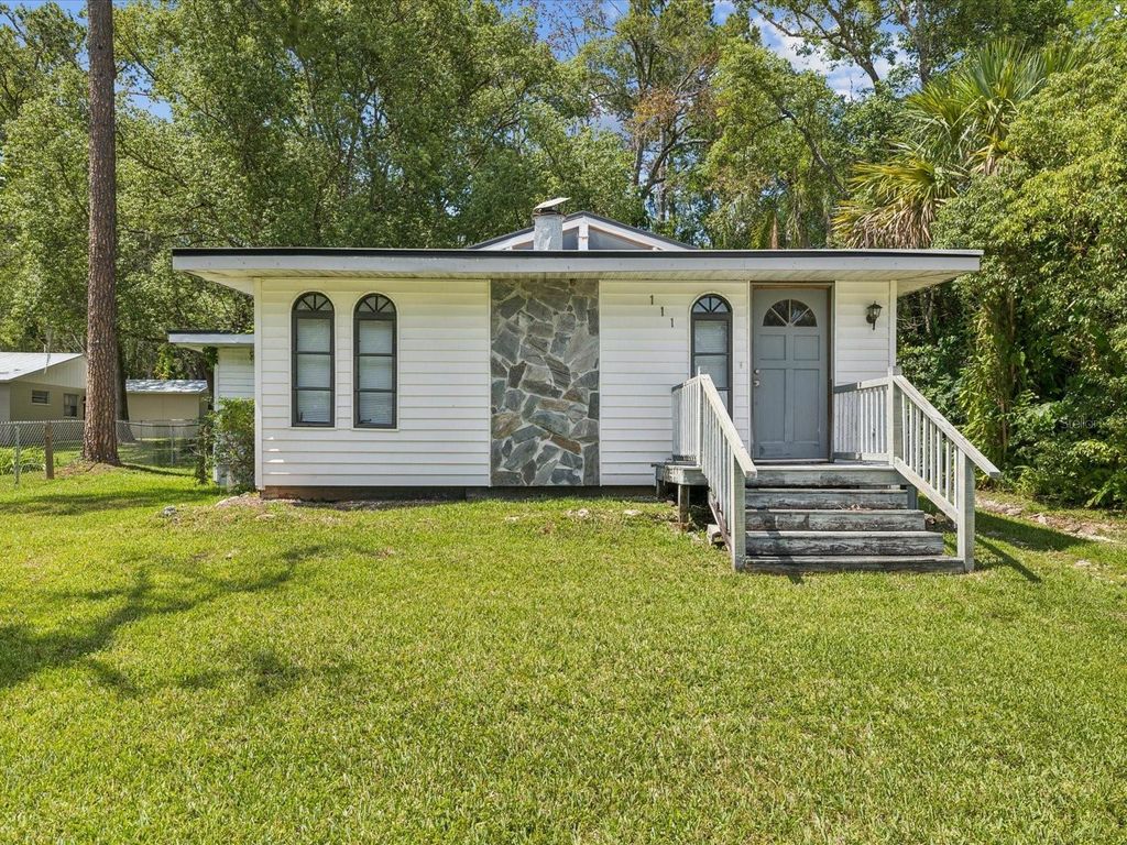 Photo of 111 E Early Street, Brooksville, FL 34601 (MLS # TB8399105)