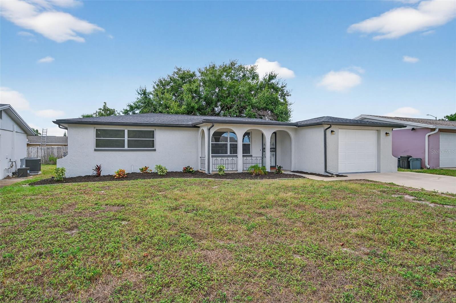 GULF HIGHLANDS - Residential