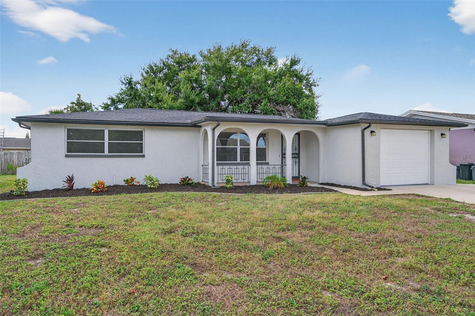 GULF HIGHLANDS - Residential