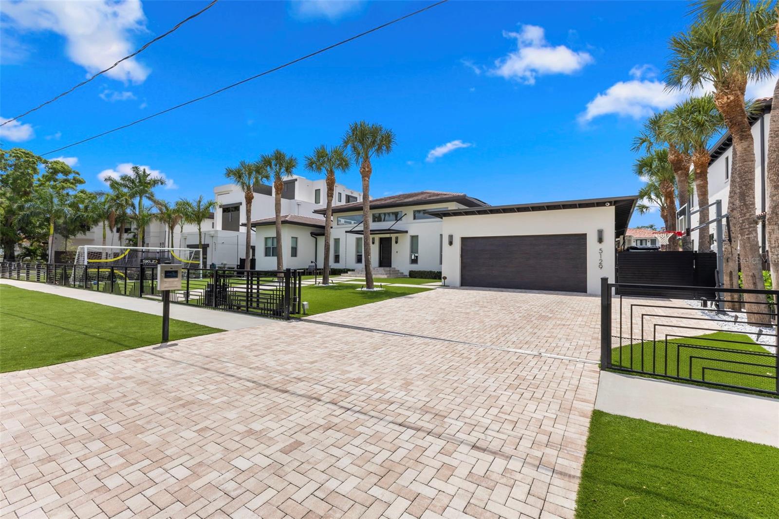 BEACH PARK - Residential