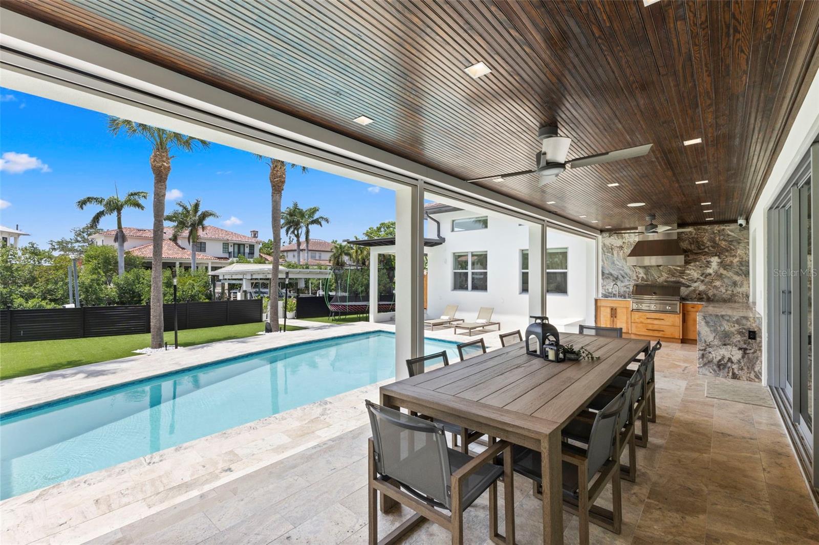 BEACH PARK - Residential
