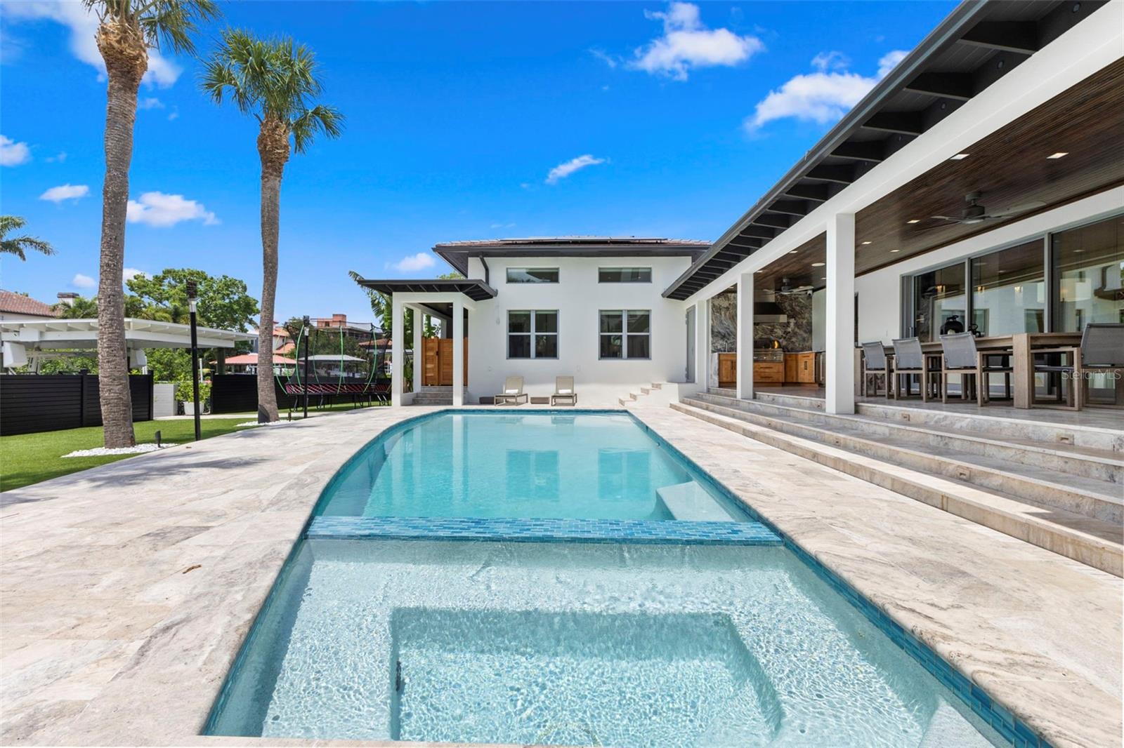 BEACH PARK - Residential
