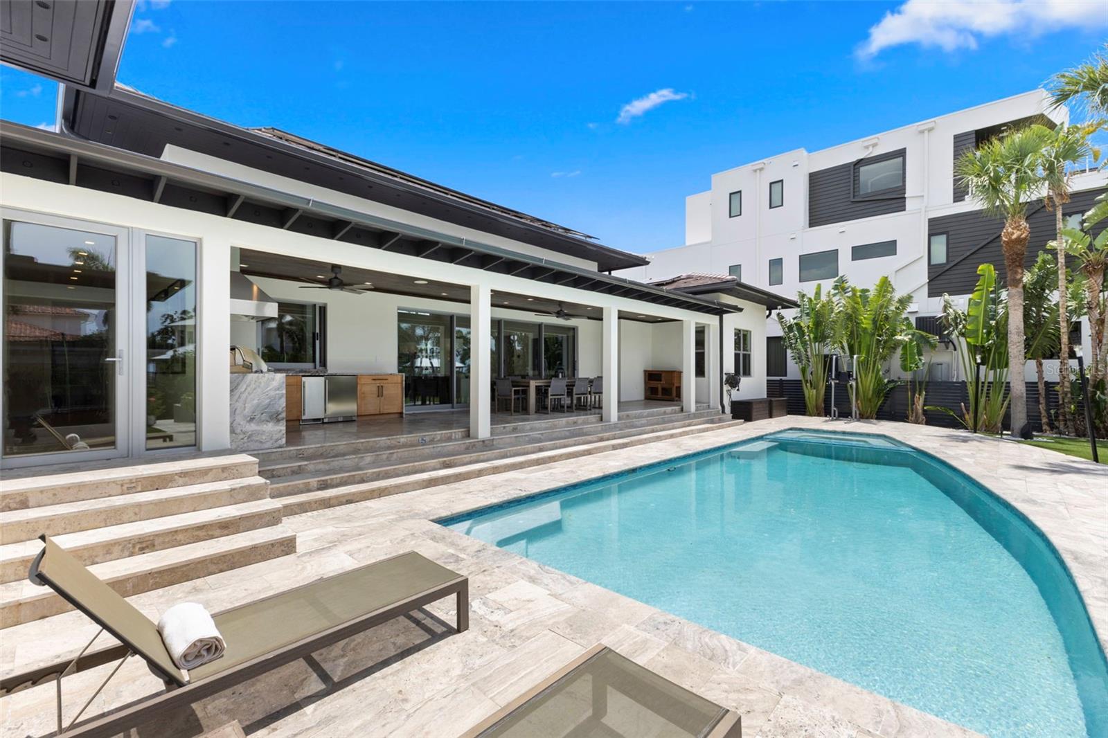 BEACH PARK - Residential