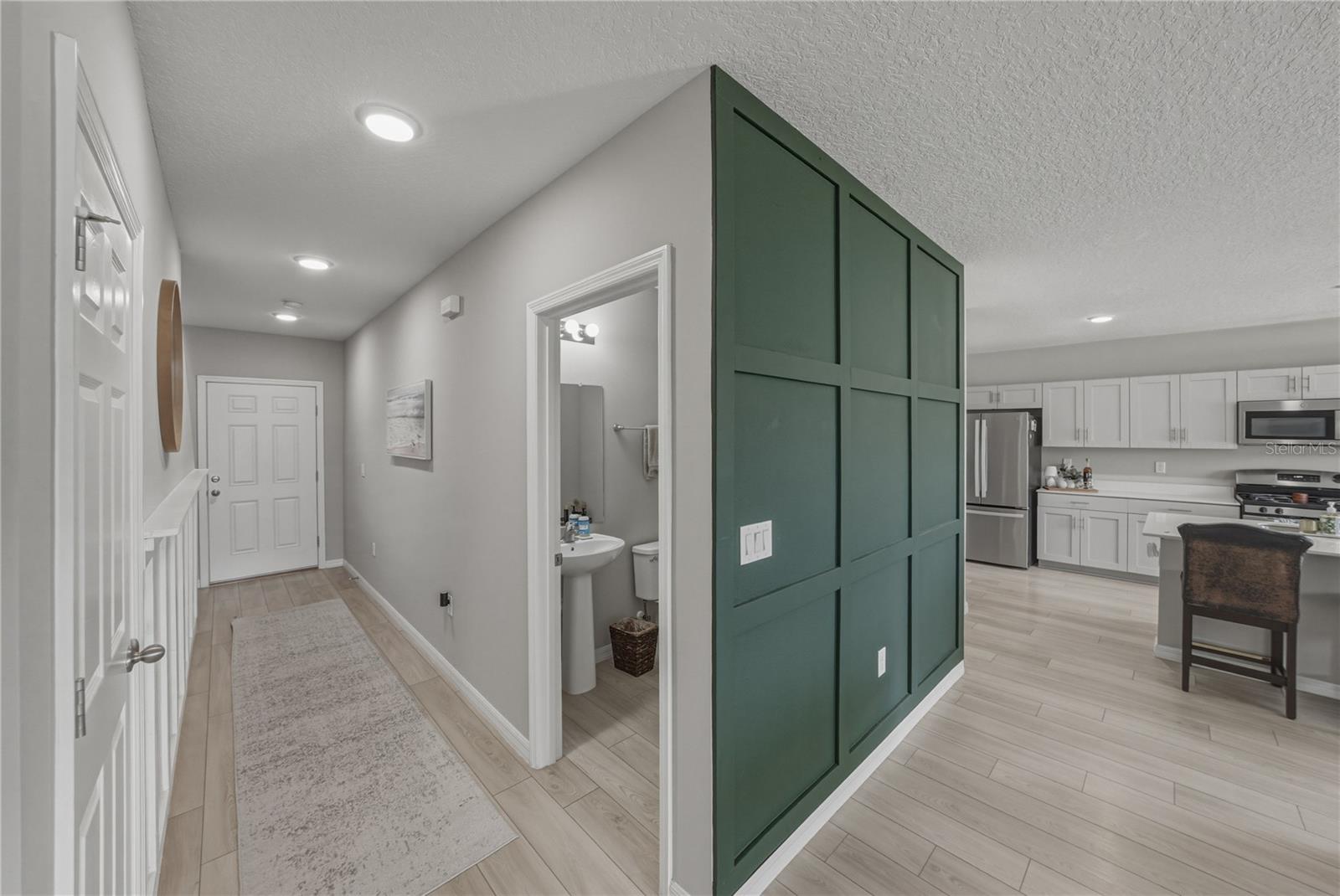 WATERSET WOLF CREEK PHASES A AND D1 LOT 27 BLOCK 6 - Residential