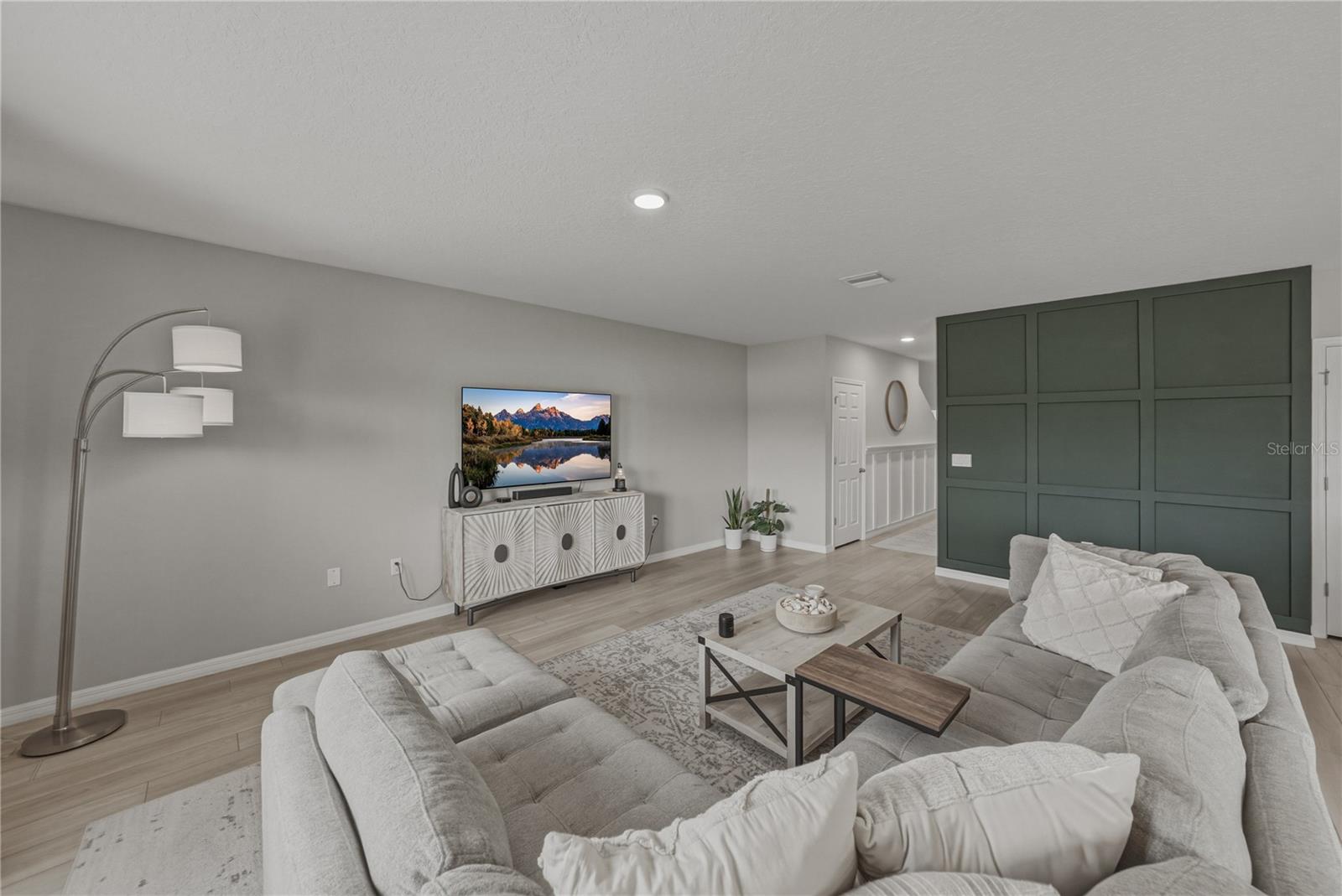 WATERSET WOLF CREEK PHASES A AND D1 LOT 27 BLOCK 6 - Residential