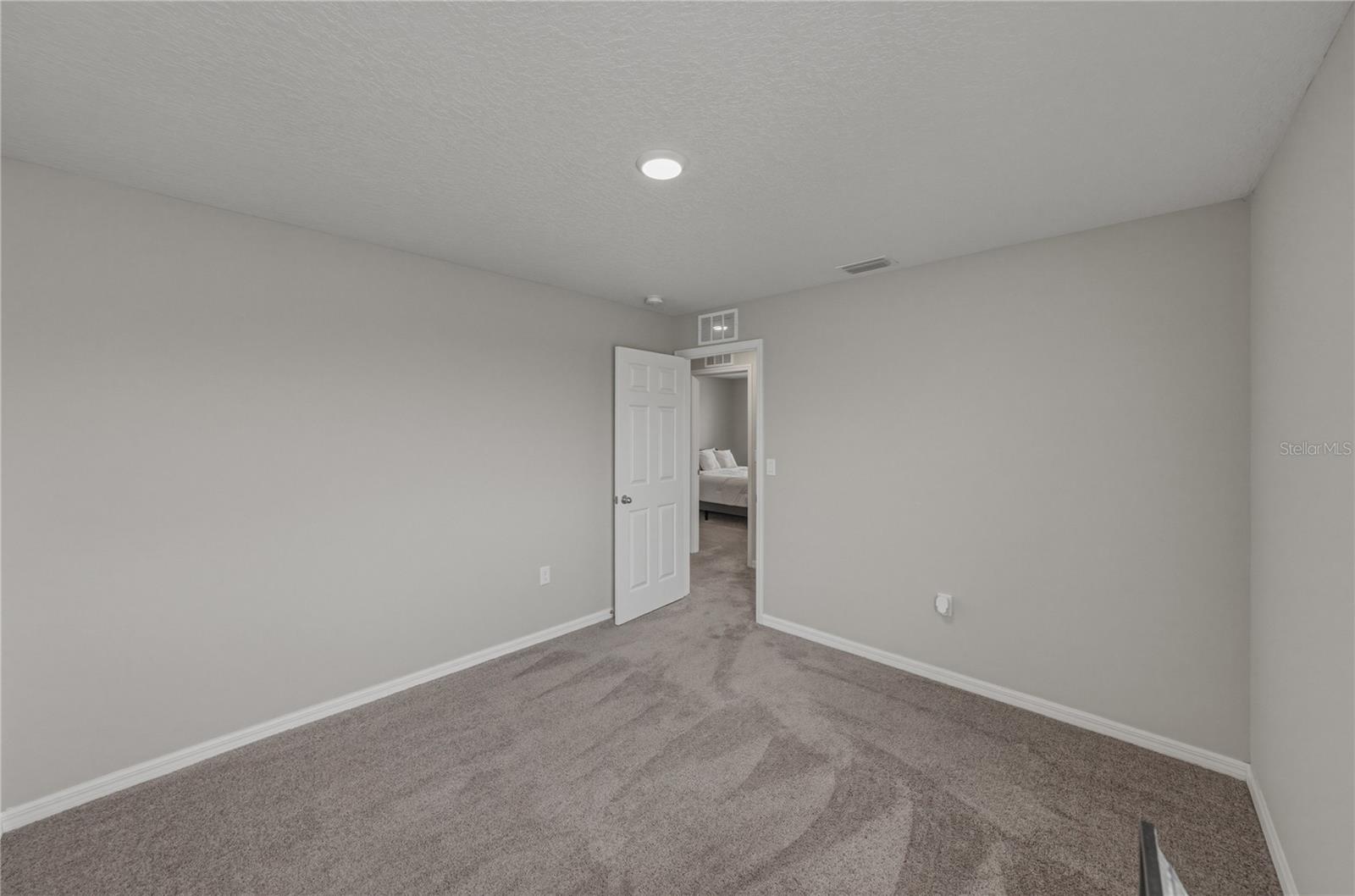 WATERSET WOLF CREEK PHASES A AND D1 LOT 27 BLOCK 6 - Residential