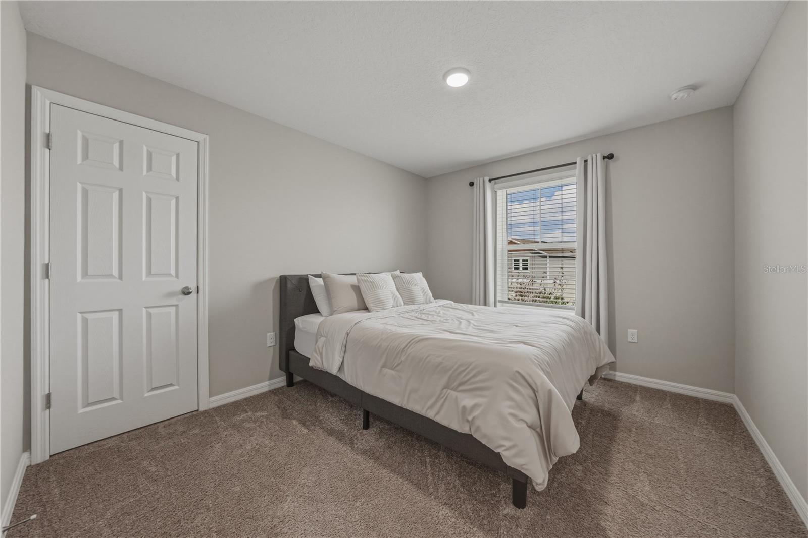 WATERSET WOLF CREEK PHASES A AND D1 LOT 27 BLOCK 6 - Residential