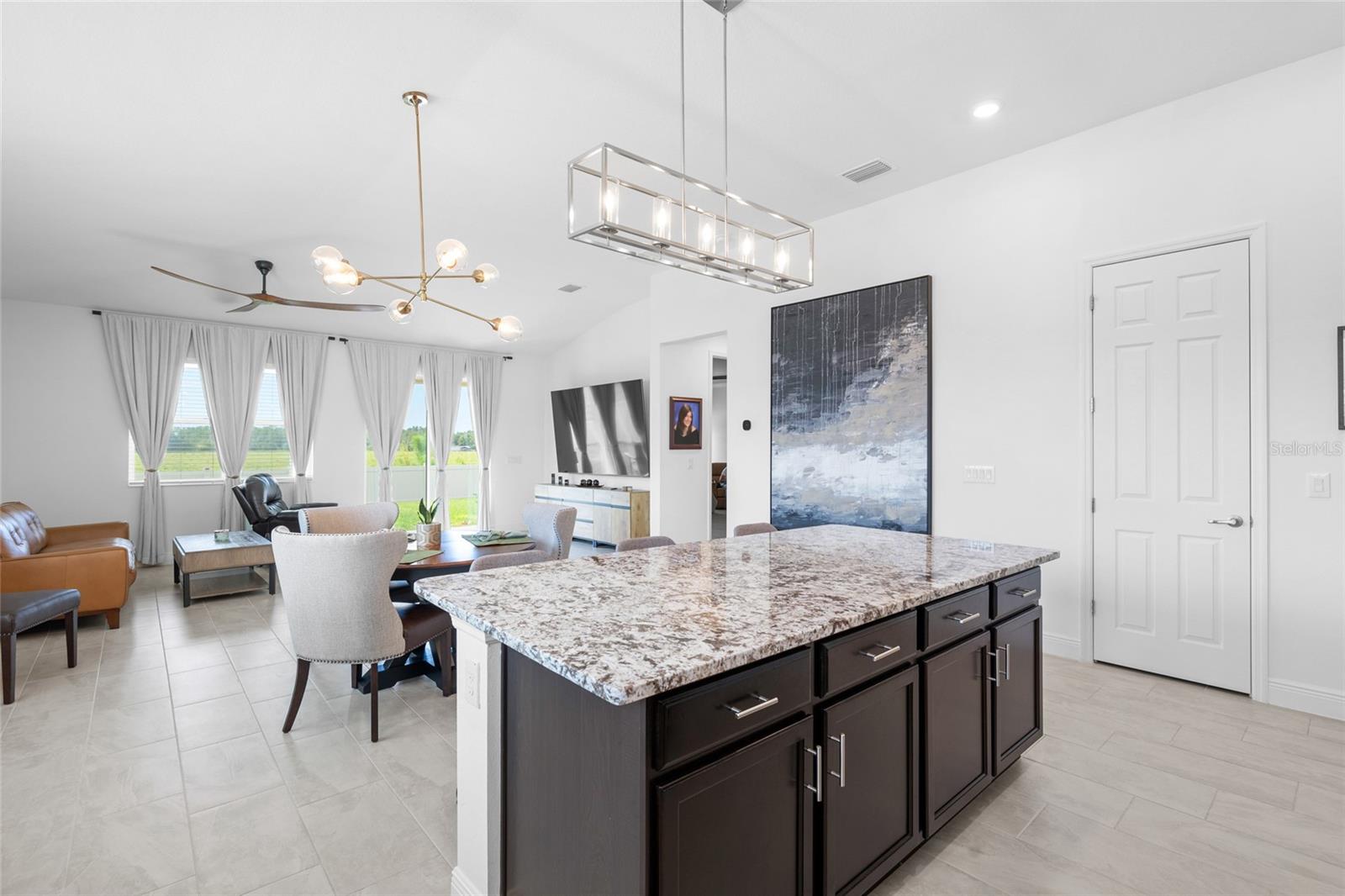 RIVERSTONE - Residential