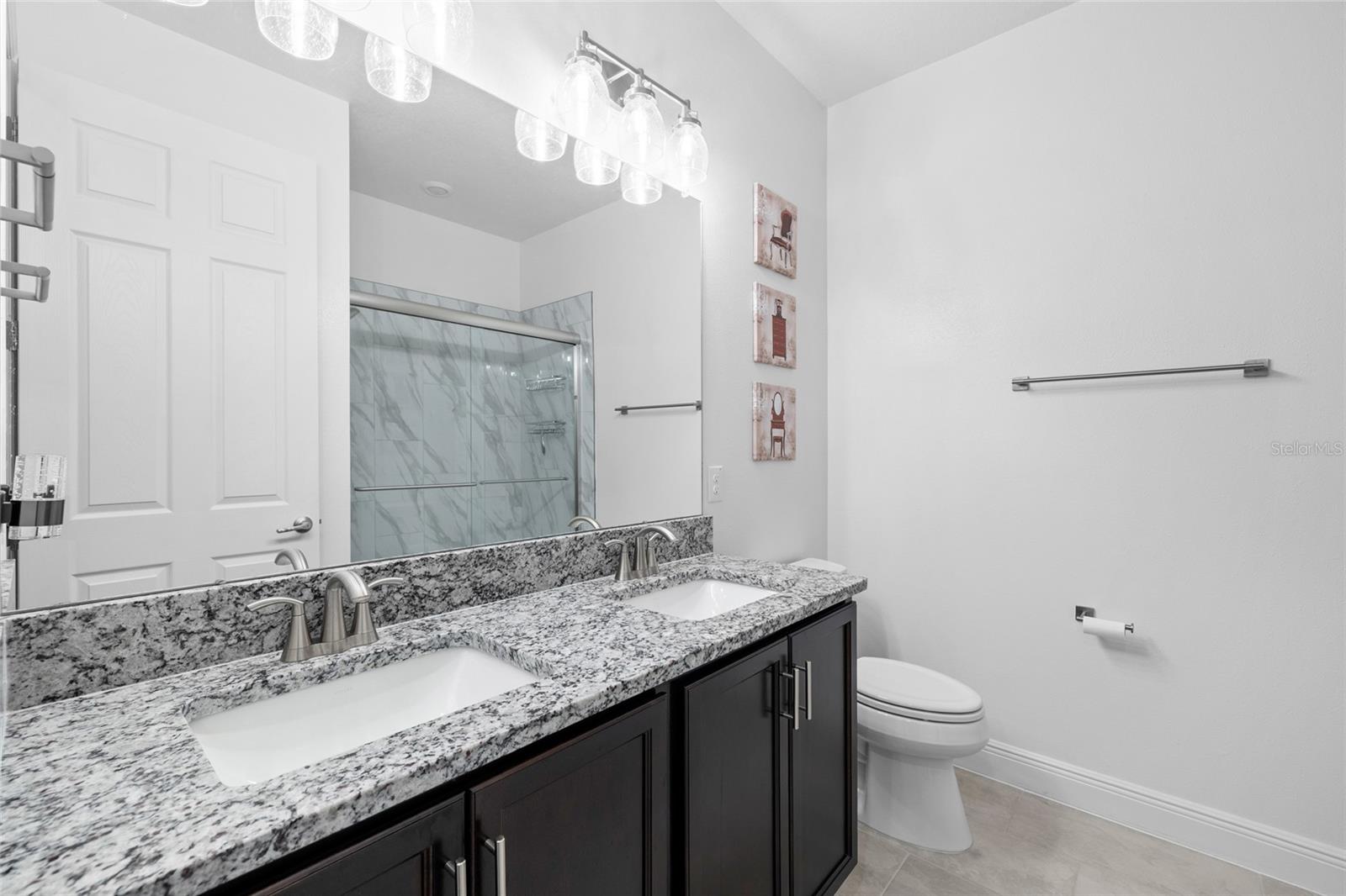 RIVERSTONE - Residential