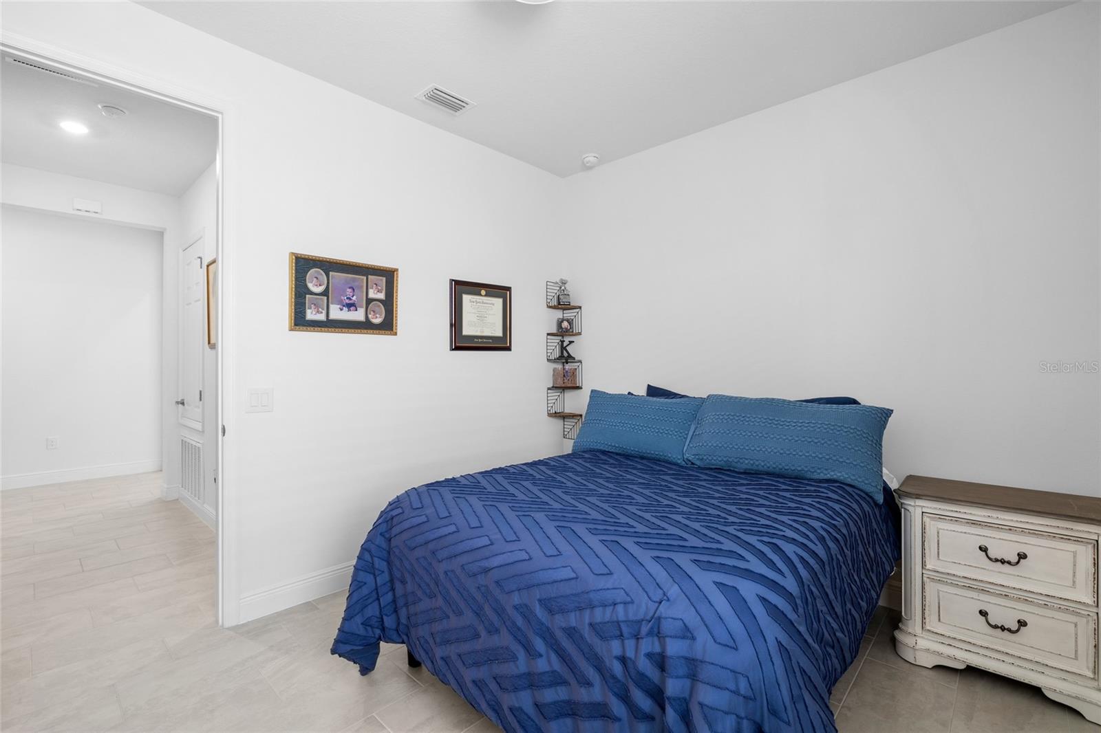 RIVERSTONE - Residential