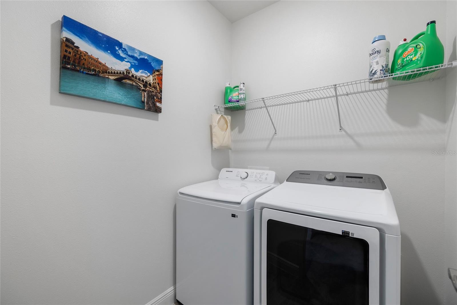 RIVERSTONE - Residential