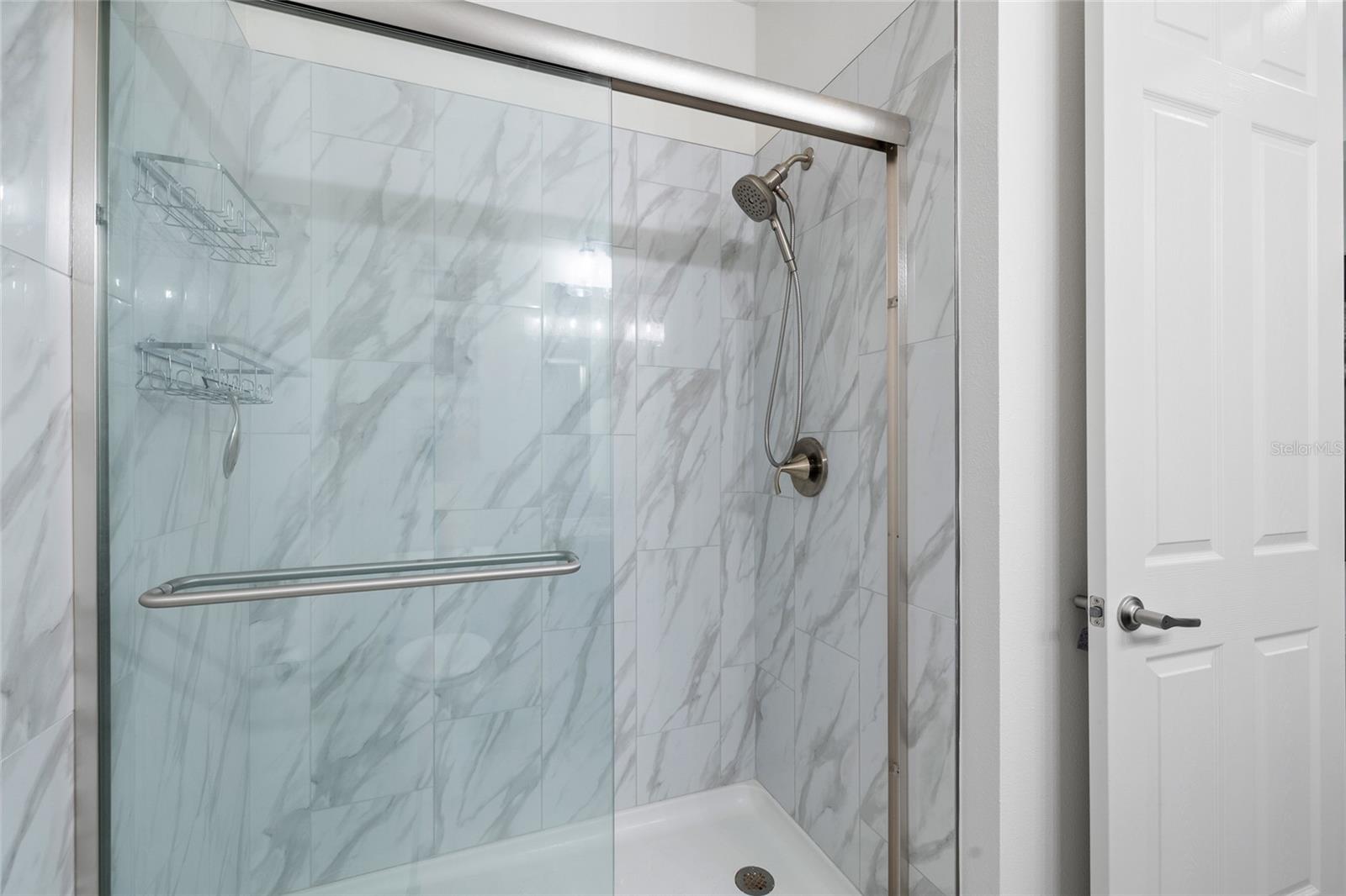 RIVERSTONE - Residential