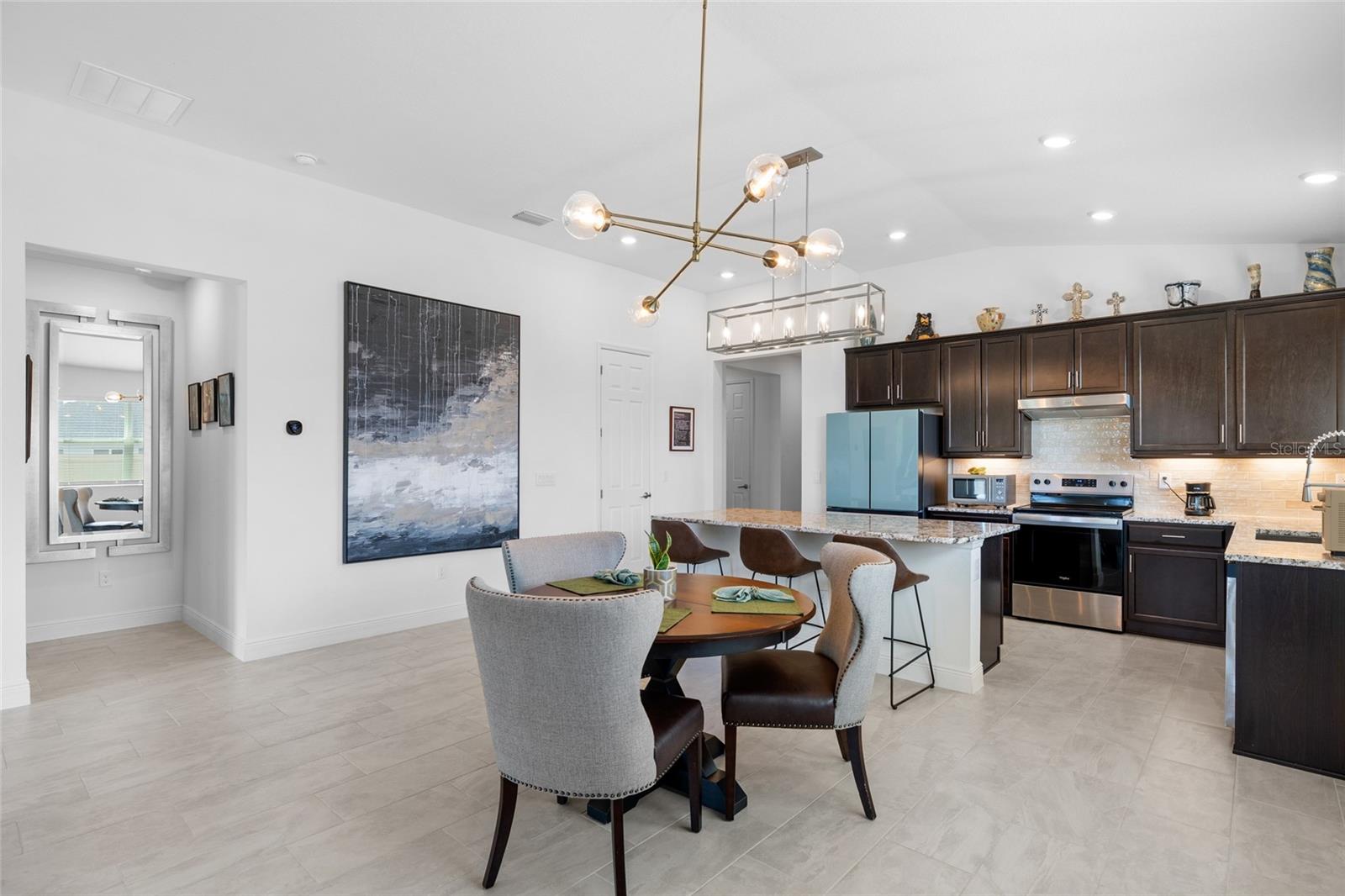 RIVERSTONE - Residential