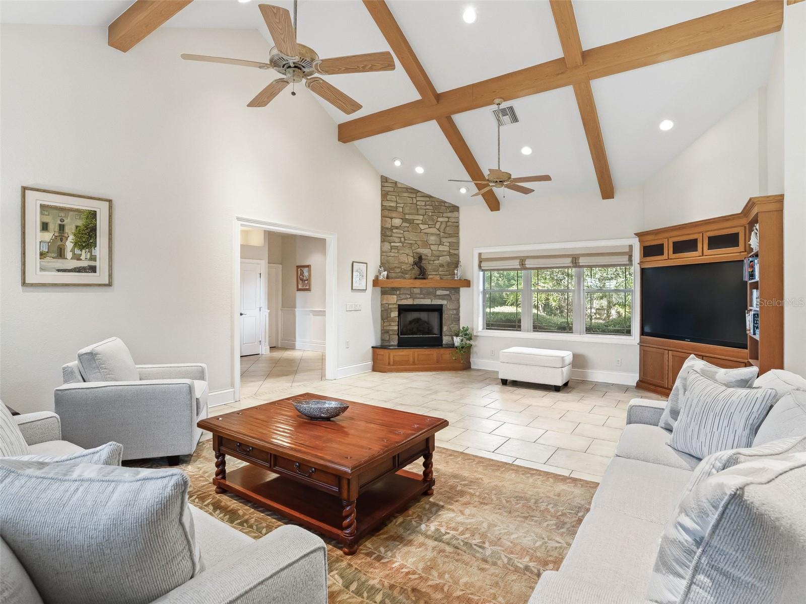 EQUINE ESTATES - Residential