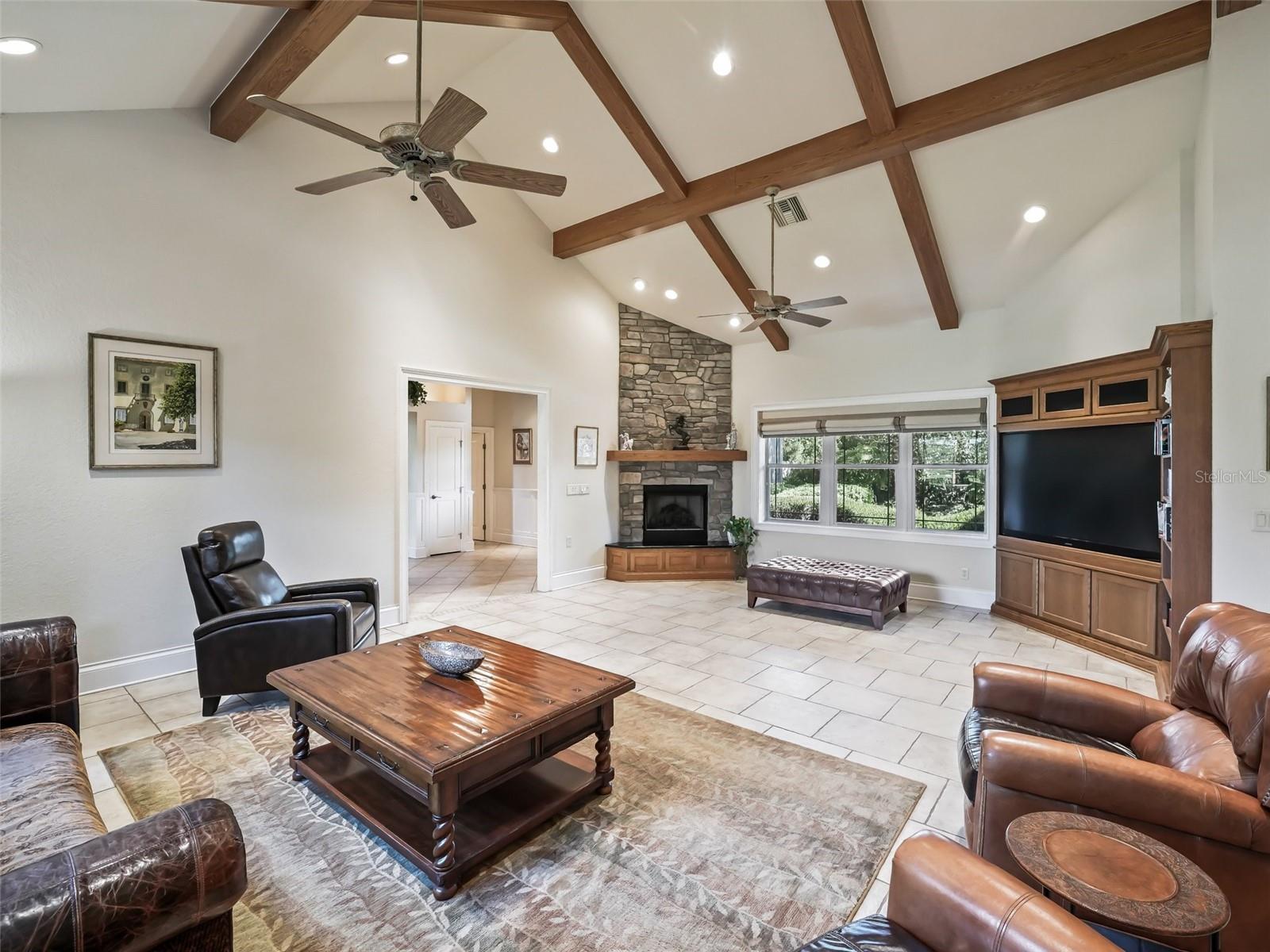 EQUINE ESTATES - Residential