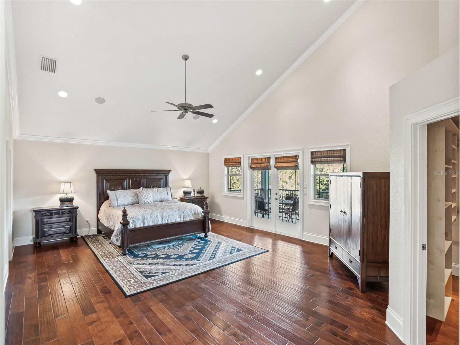 EQUINE ESTATES - Residential