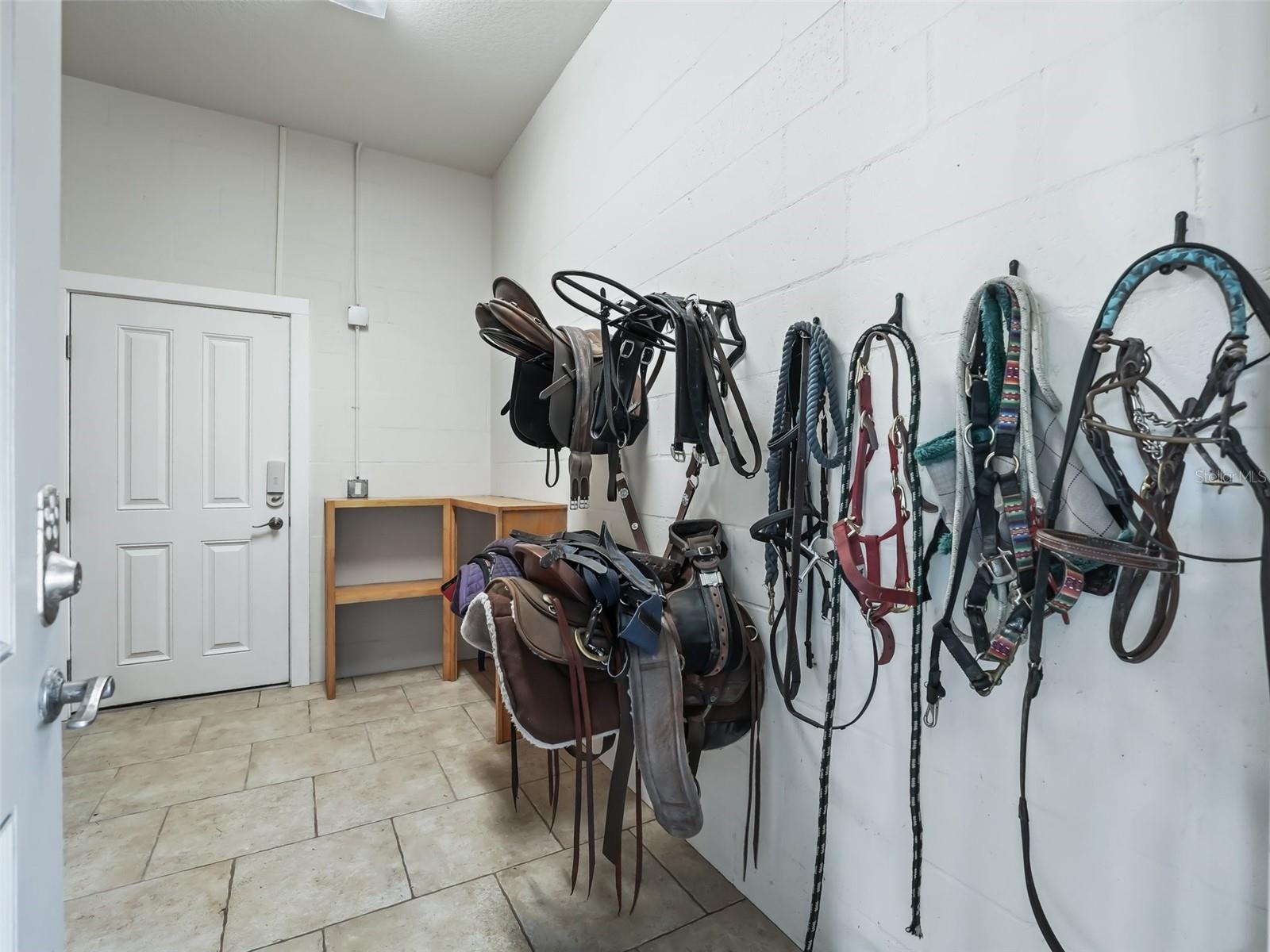 EQUINE ESTATES - Residential