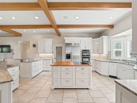 Tiny photo for 10621 SW 11th Terrace, Ocala, FL 34476 (MLS # OM667326)